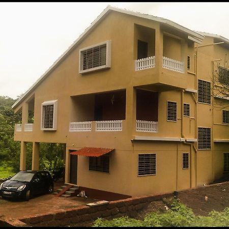 Varshavan- Nature, Hobby And Art Residency Hotell Dāpoli Exteriör bild